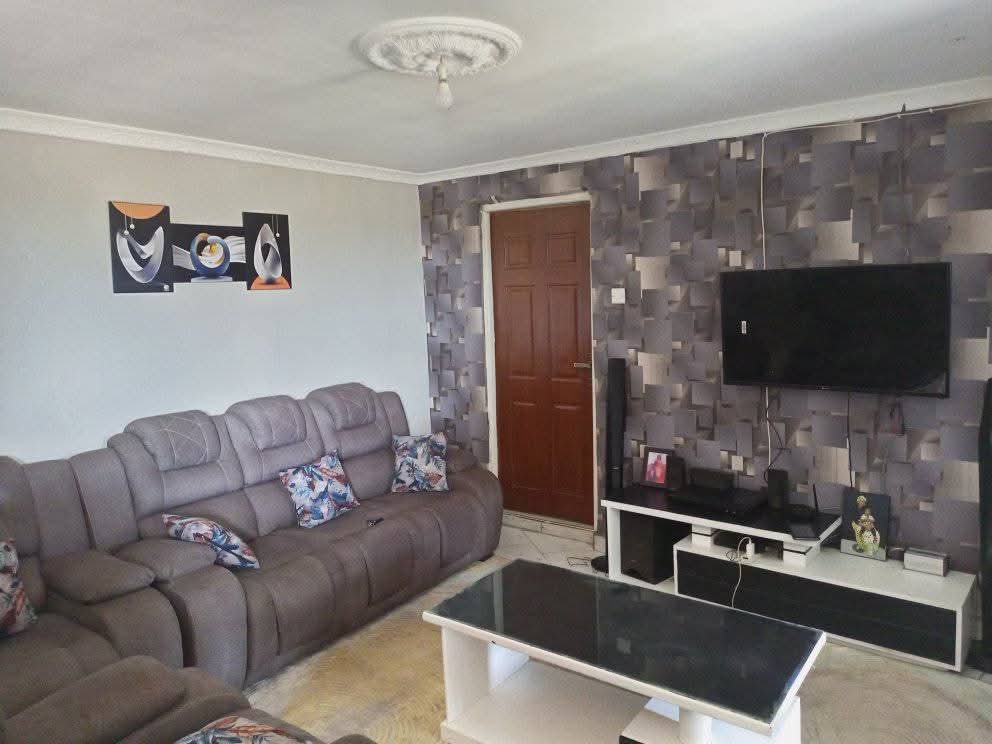 house for sale in Narok – Olerai kitchen dining area